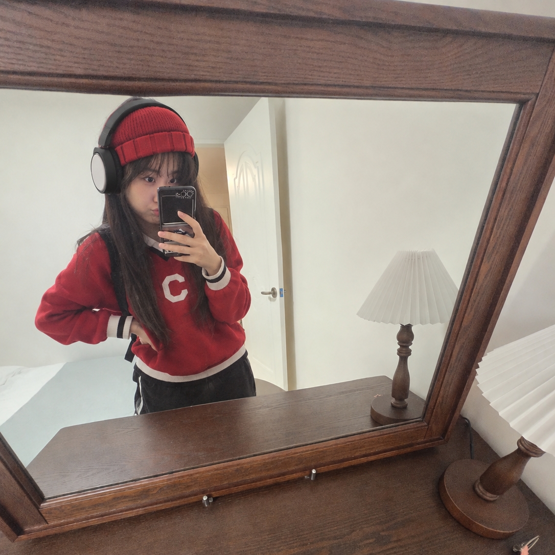 김혜빈 데일리룩